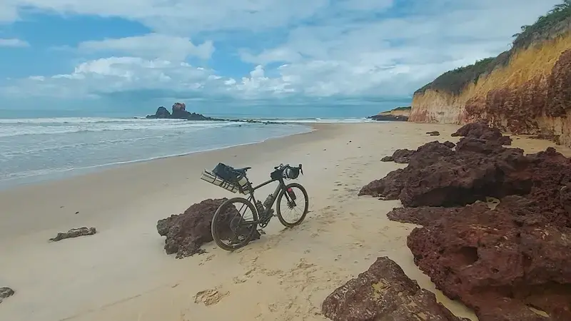 O Incerto Ainda é Mais Interessante? Do Mapa Amassado no Bolso ao Legado no Strava
